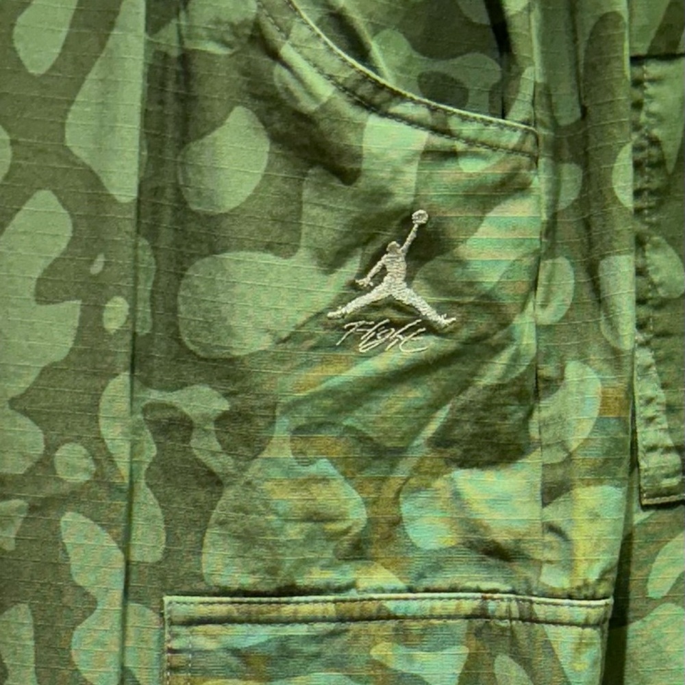 Nike Green Camouflage Capris